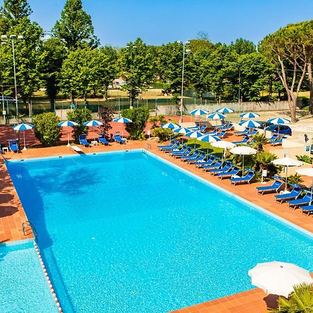 Hotel Caravelle Cesenatico Exterior photo